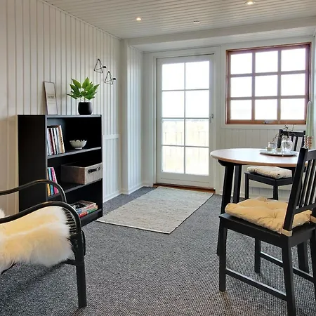 度假居 Karla - 100m From The Sea By Interhome